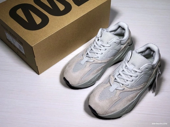 v2 Salt EG7487 700 Yeezy Adidas Boost 0716